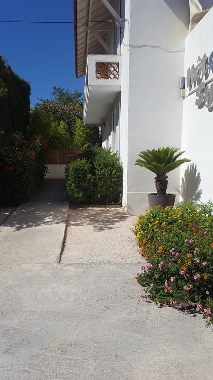 Le Synaya Hotel Sanary-sur-Mer Kültér fotó