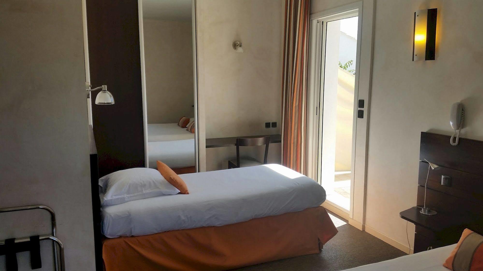 Le Synaya Hotel Sanary-sur-Mer Kültér fotó